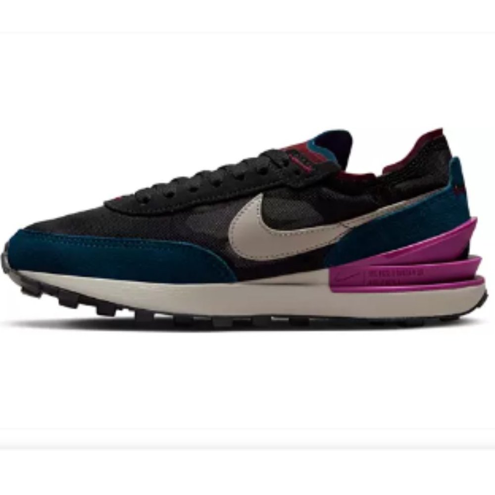 Nike Women's Waffle One Shoes - Size 9.5